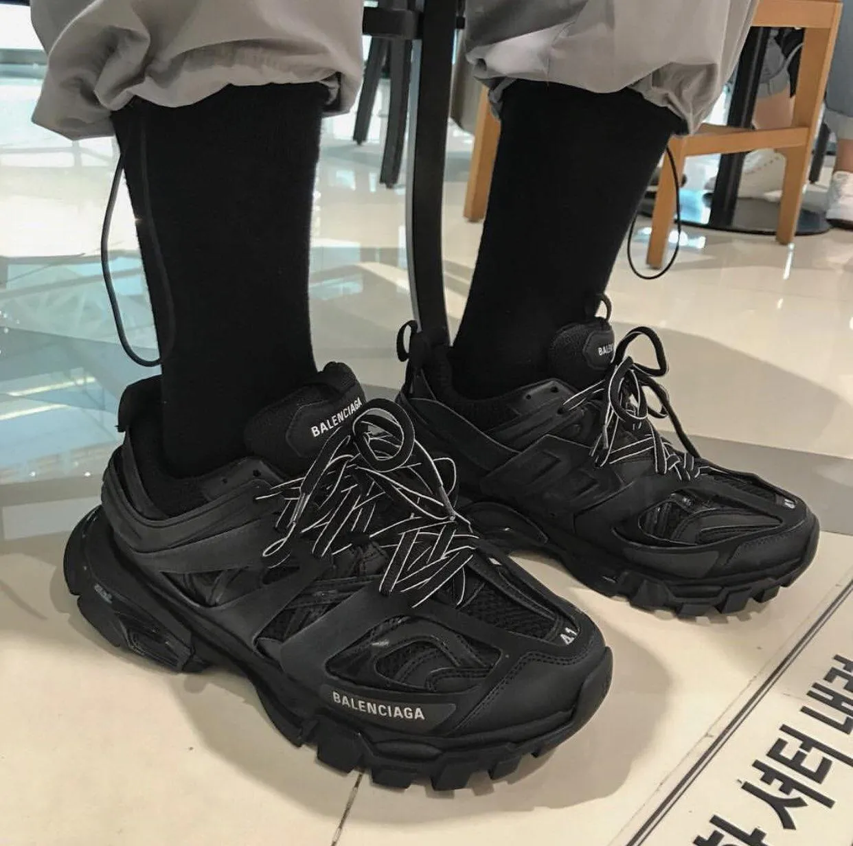 Balenciaga Track Black