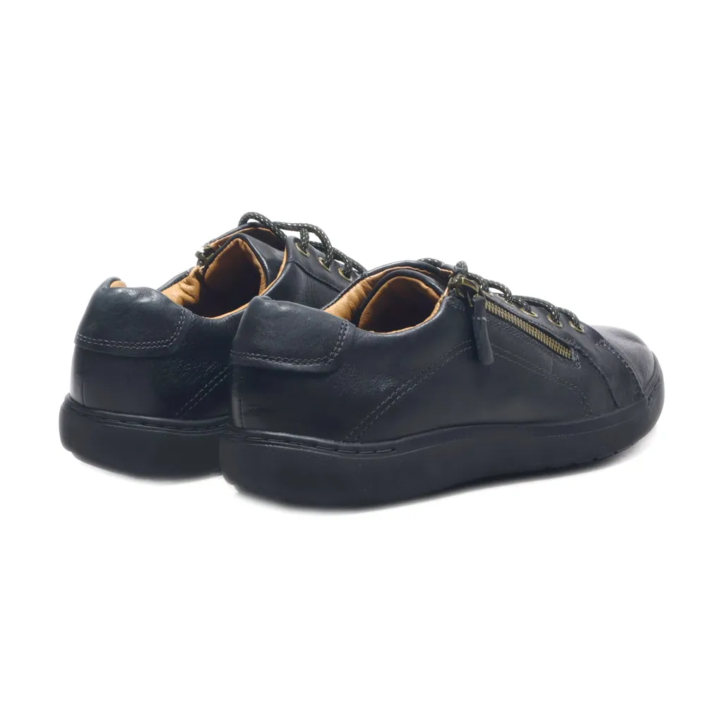 Clarks Low-Top Sneakers Leather Black Colour For Men