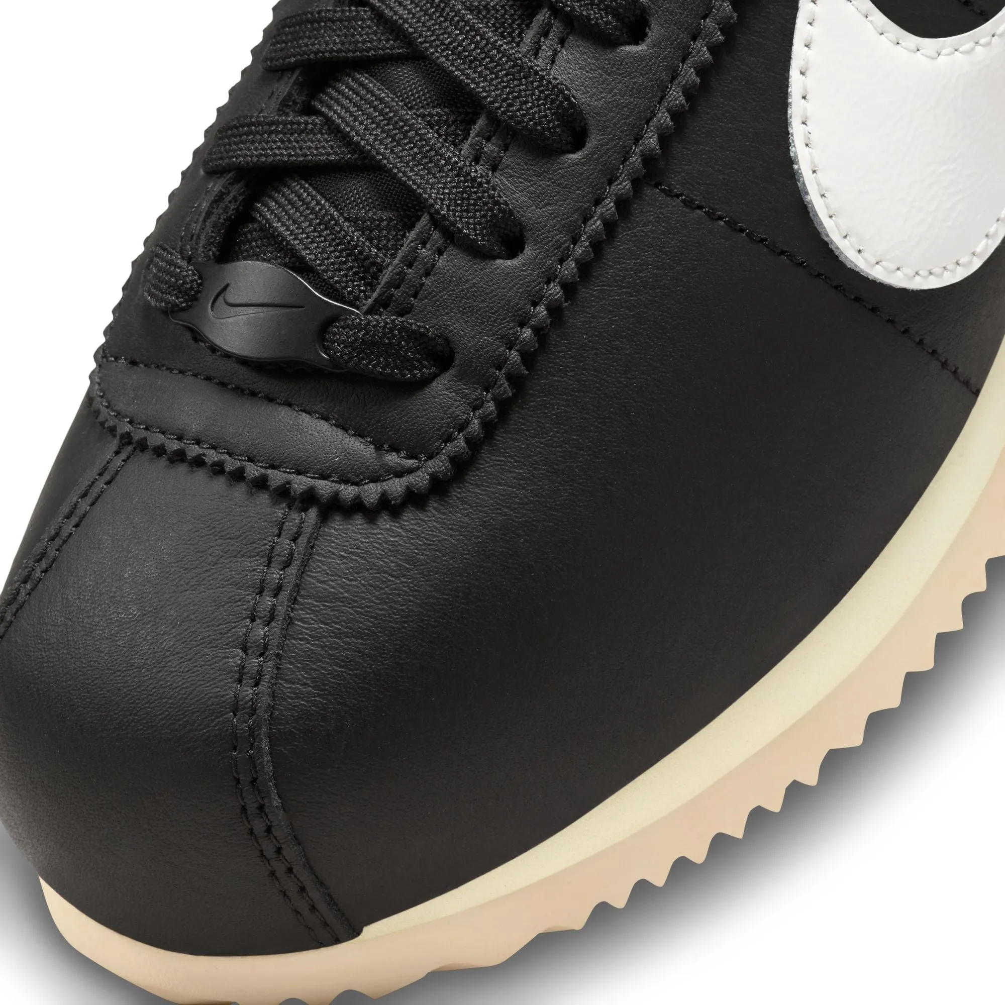 Cortez 23 Premium 'Black and Sail' W