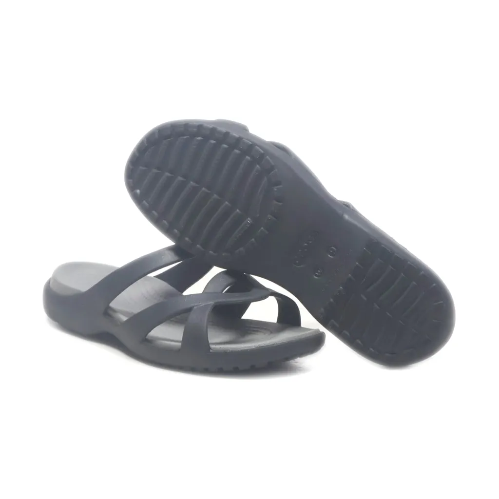 Crocs Brooklyn Flat Sandals Rubber Black Colour For Women