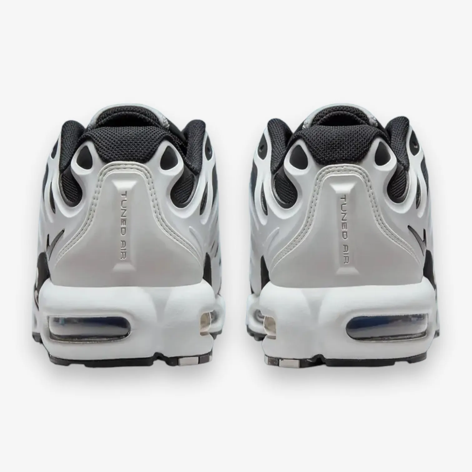 Nike Air Max Plus Drift White Black Metallic Silver FD4290-101