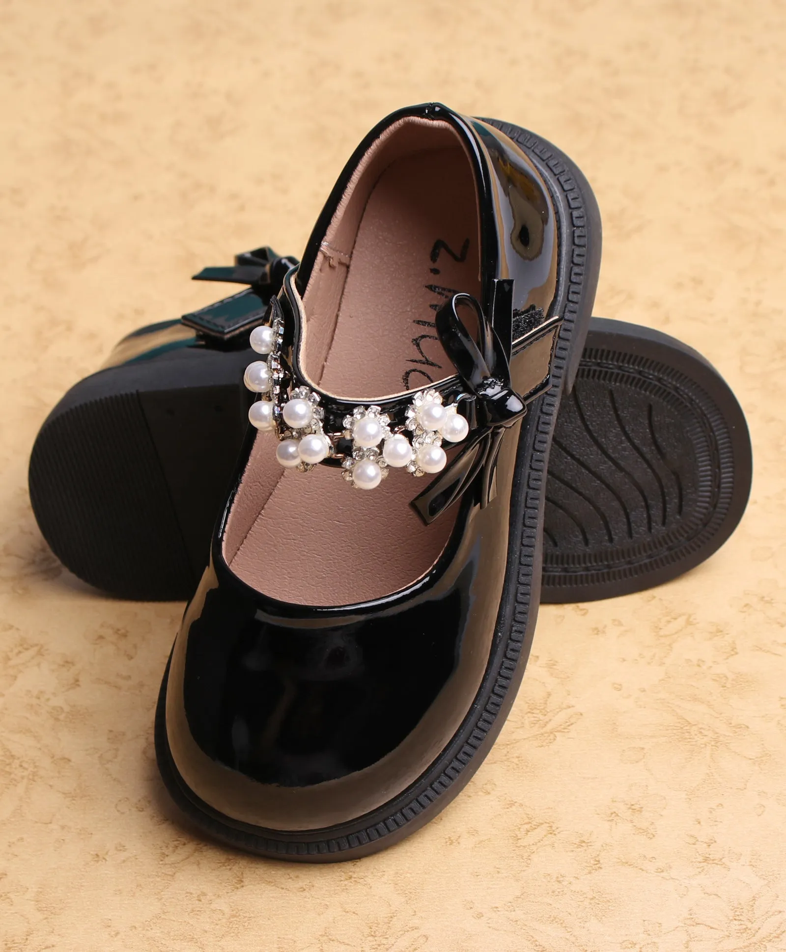 PEARL & BEADS APPLIQUE MARY JANE - BLACK