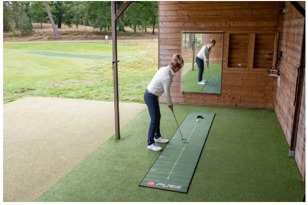 Pure 2 Improve - Golf Putting Mat 66cm x 4M