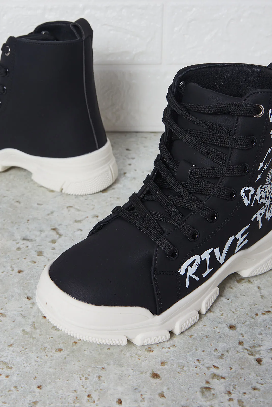 Senior Girls Black High-Top Sneakers