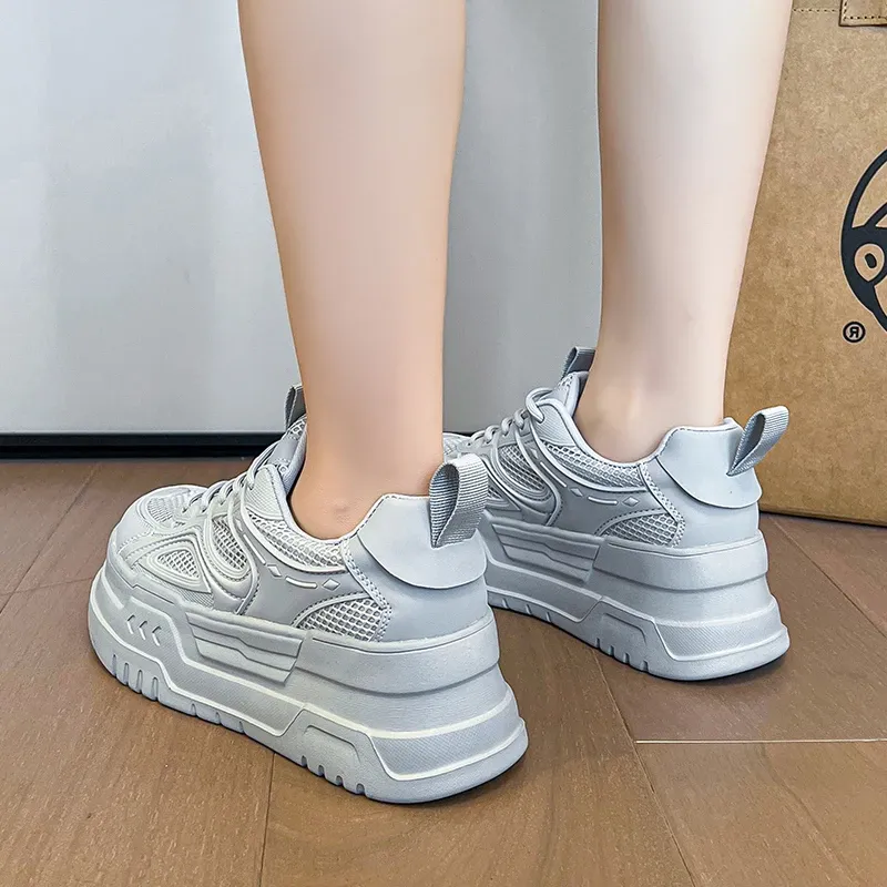 VentFit Bella Sneakers