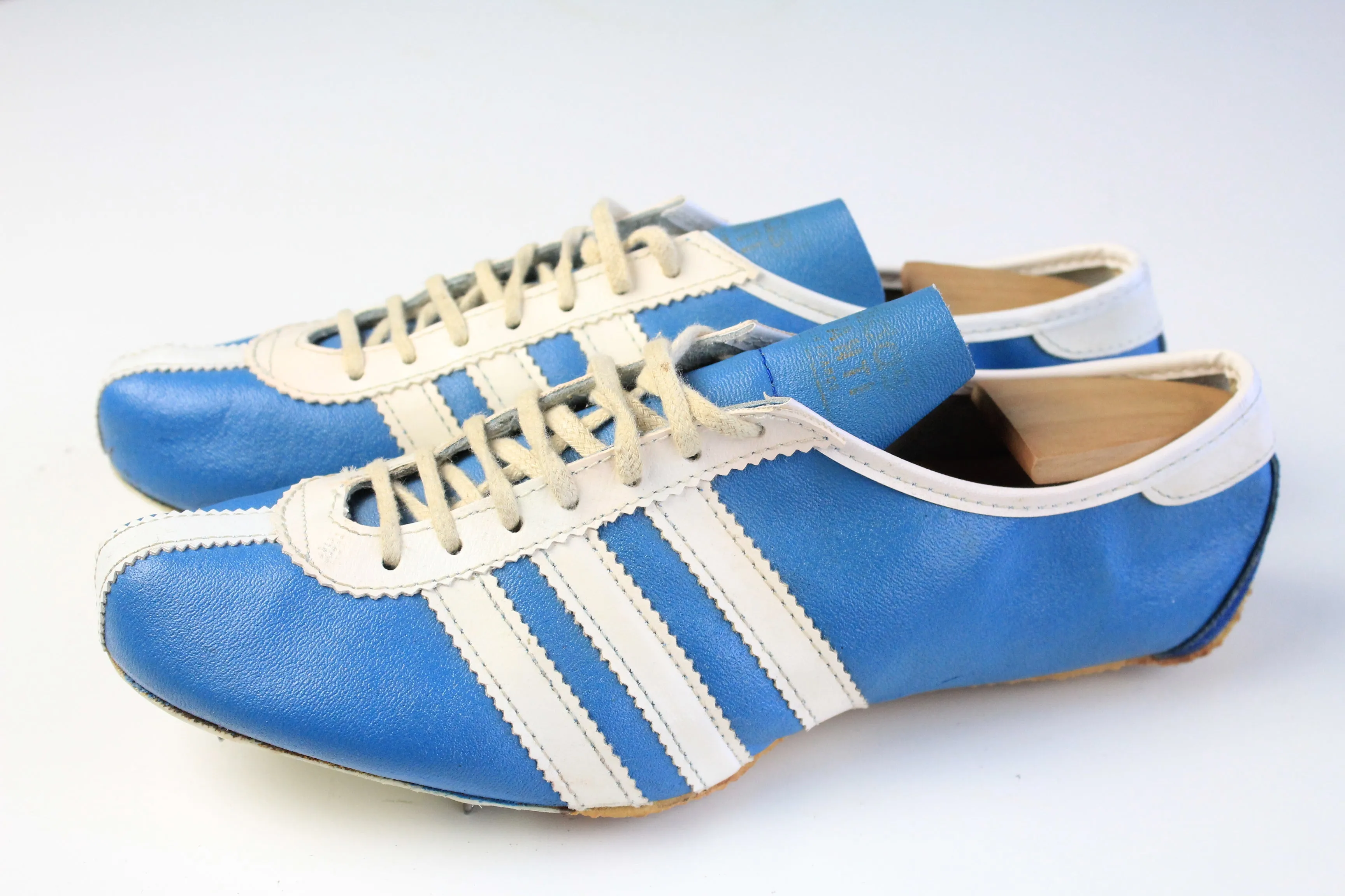 Vintage Adidas Avanti Spikers Track Shoes US 7